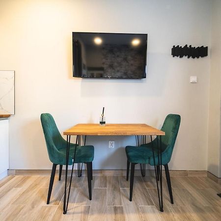 Kolorowe Apartamenty W Mielnie! 350M Od Plazy - 100M Od Jeziora! Mielno  Buitenkant foto