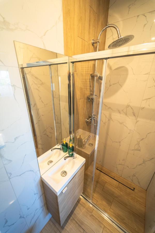 Kolorowe Apartamenty W Mielnie! 350M Od Plazy - 100M Od Jeziora! Mielno  Buitenkant foto