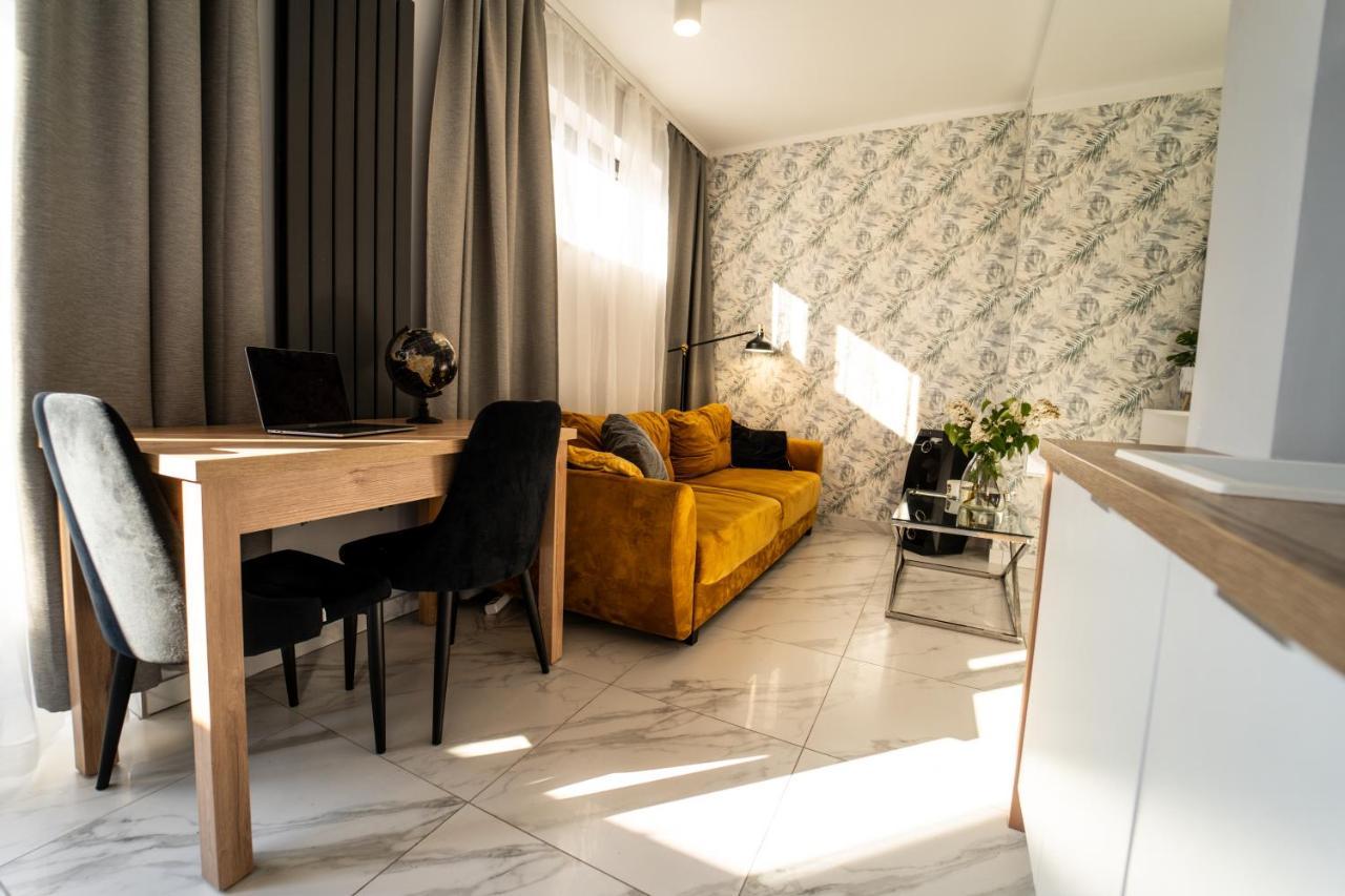 Kolorowe Apartamenty W Mielnie! 350M Od Plazy - 100M Od Jeziora! Mielno  Buitenkant foto